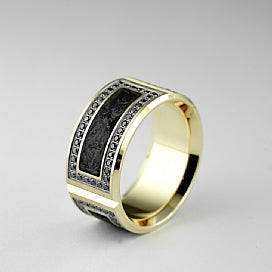 Gent's Yellow 18 Karat Wedding Band Natural Black Carbon Center & High Polish Edges With 114=0.80Tw Balck Round Diamonds Sz 10
11Mm