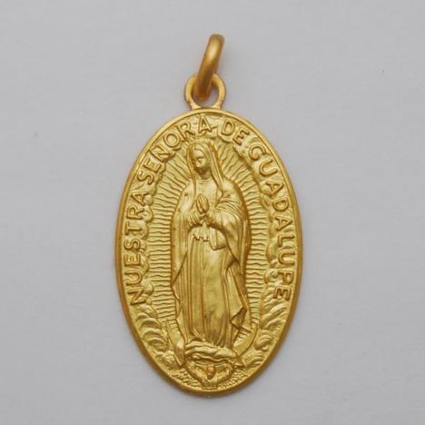 Maharaja Collection Oval Guadalupe Medallion Necklace in 14K Yellow Gold (10.42 grs)