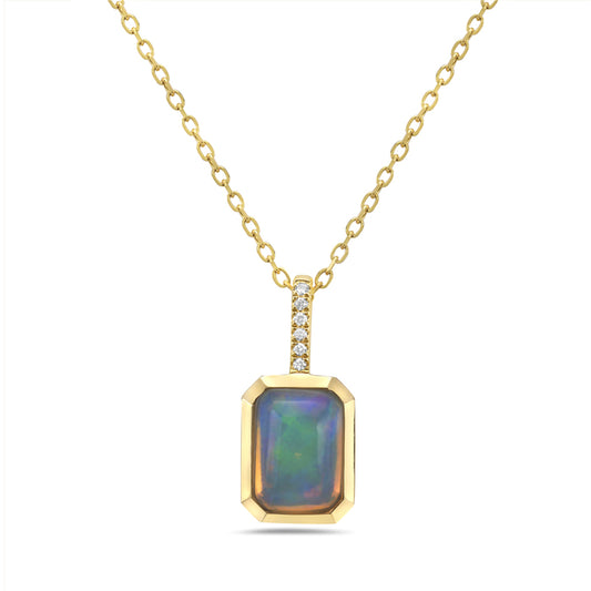 Maharaja Collection Round Diamond and Opal Pendant Necklace in 14K Yellow Gold (0.62ctw)