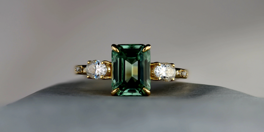 Side Stones Rings