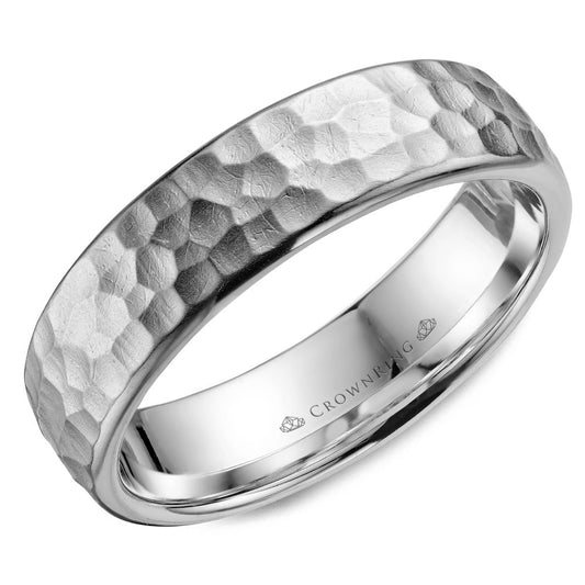 Maharaja Collection Men's Hammered Finish Wedding Band in 14K White Gold (6mm)
