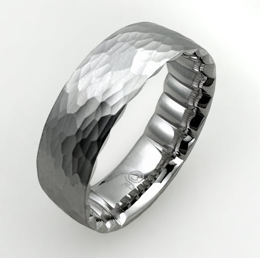 Maharaja Collection Frosted Hammered Men's Wedding Band in 14K White Gold (2mm Thick, 7mm Wide)