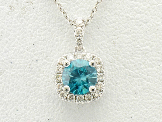 Maharaja Collection Blueberry Zircon and Vanilla Diamond Pendant in 14K Vanilla Gold (1.32ct)