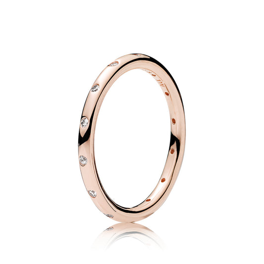 Maharaja Collection Simple Sparkling Band Ring