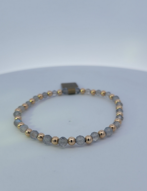 Maharaja Collection Labradorite and Gold Filled Beads Bracelet in Gold Filled