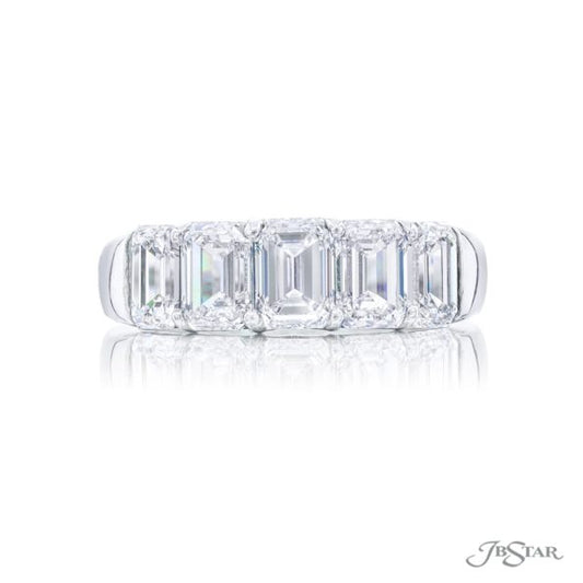JB Star 3.28ctw Emerald Cut Diamond Wedding Band in Platinum (3.28ctw)