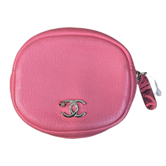 Maharaja Collection Round Pink Goat Skin Change Purse in Leather