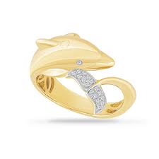 Maharaja Collection Dolphin Ring with 18 Diamond Tail Accents in 14K Gold (0.06ct)